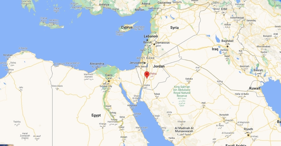 where is Petra Where is Petra located